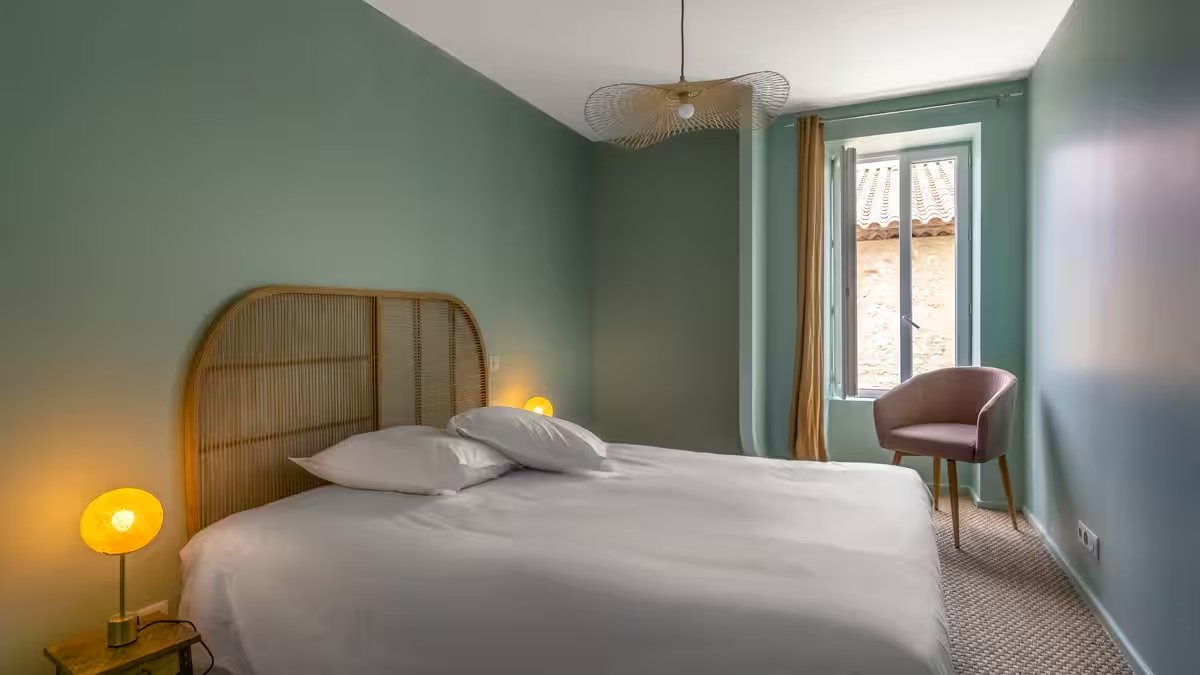 6 bedroom maison de village in Peyriac De Mer, Aude, France