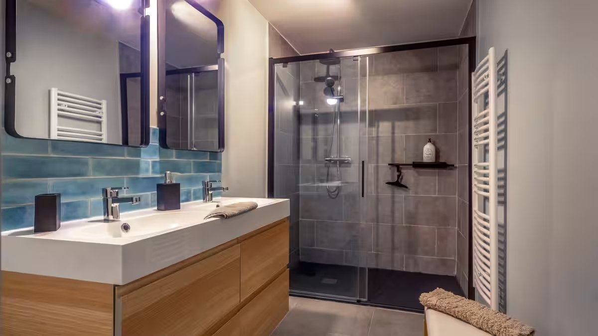 6 bedroom maison de village in Peyriac De Mer, Aude, France