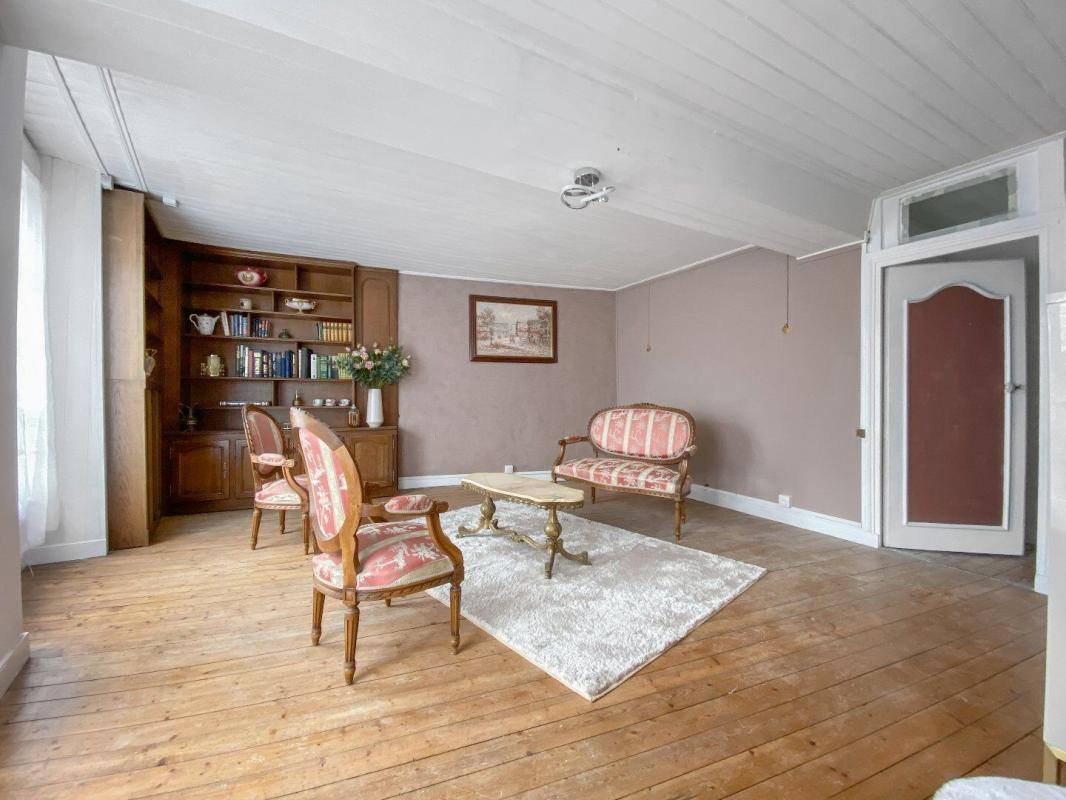 4 bedroom immeuble in Gorron, Mayenne, France
