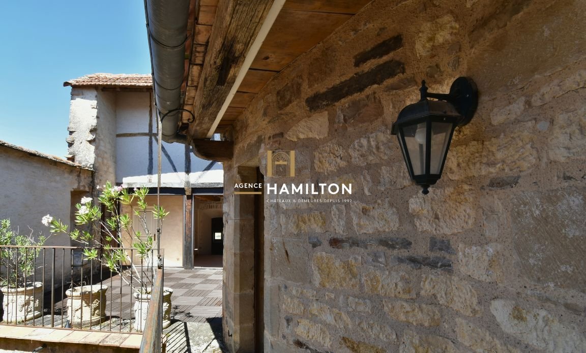 8 bedroom demeure in Cordes Sur Ciel, Tarn, France