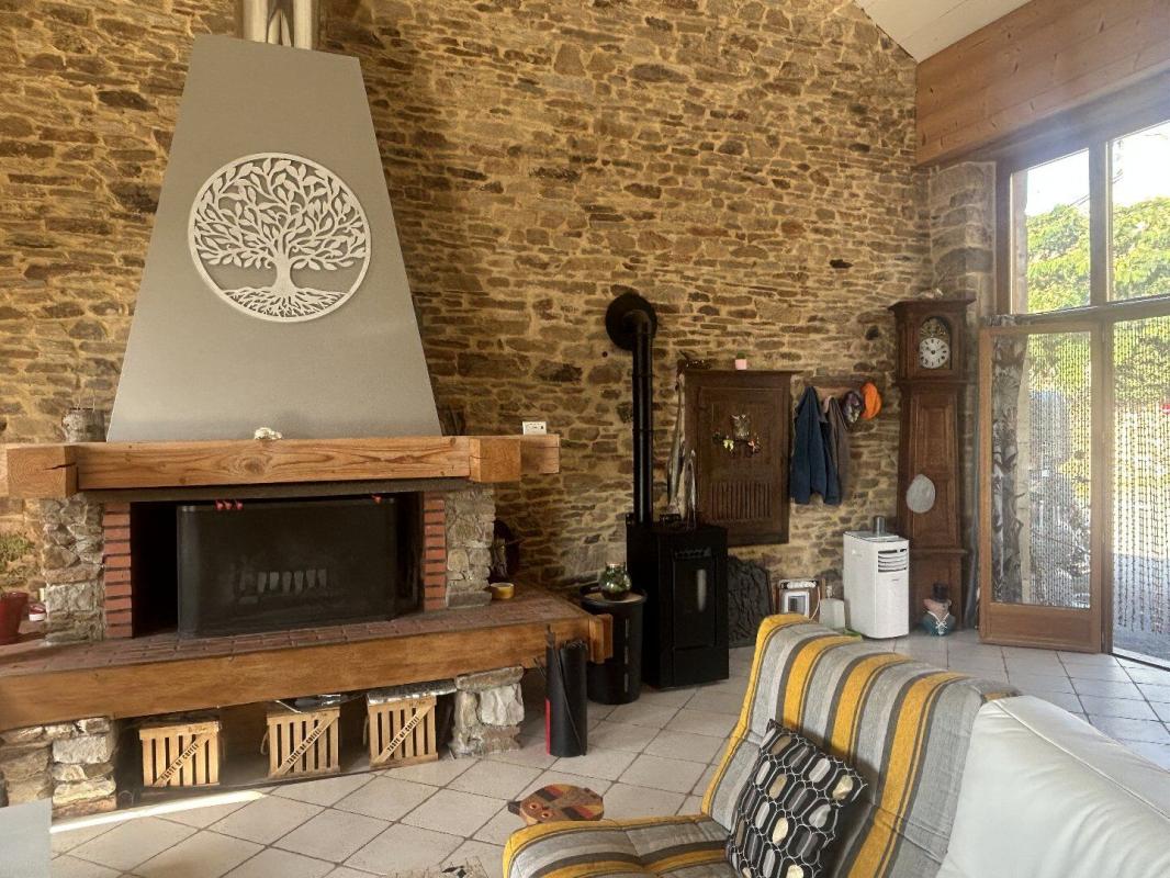 2 bedroom propriete in Connac, Aveyron, France