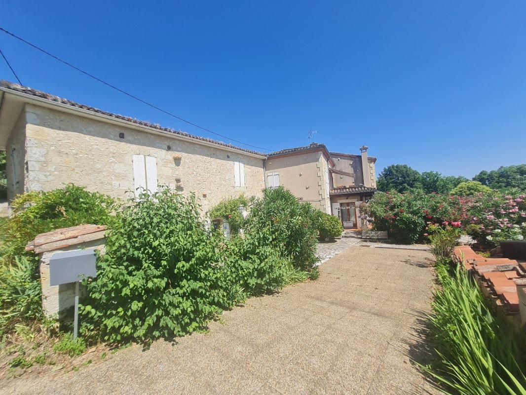 9 bedroom immeuble in Lectoure, Gers, France
