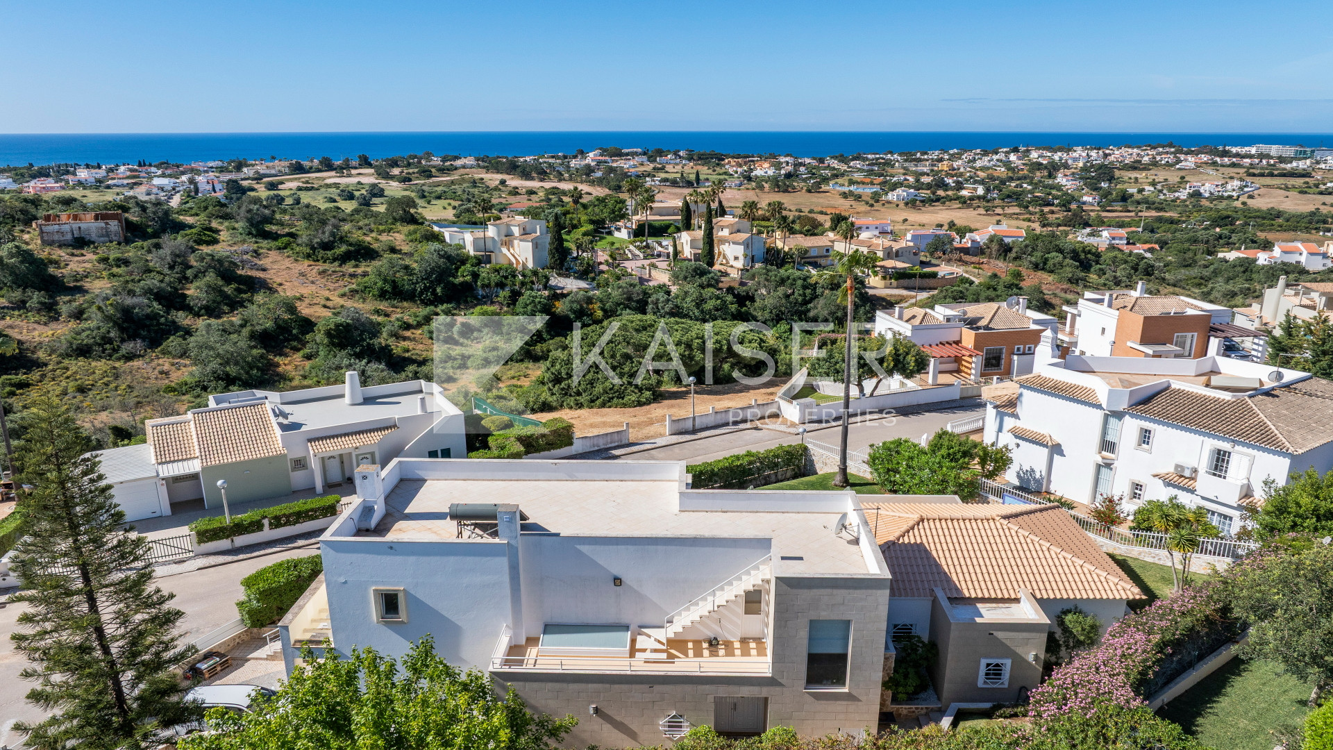 4 bedroom Villa house in Albufeira, Portugal – KP1348