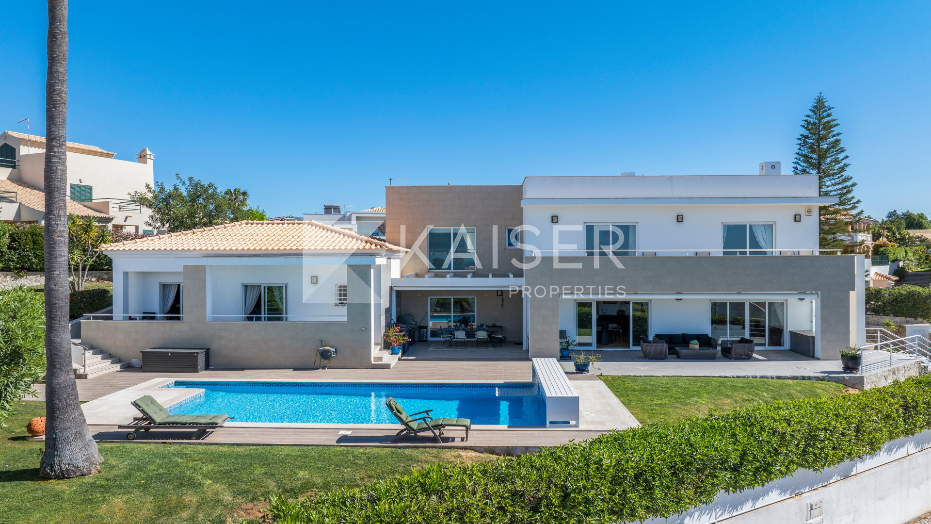 4 bedroom Villa house in Albufeira, Portugal – KP1348