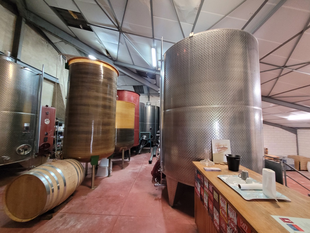 Barn in Faugeres, Herault, France – rf325000e
