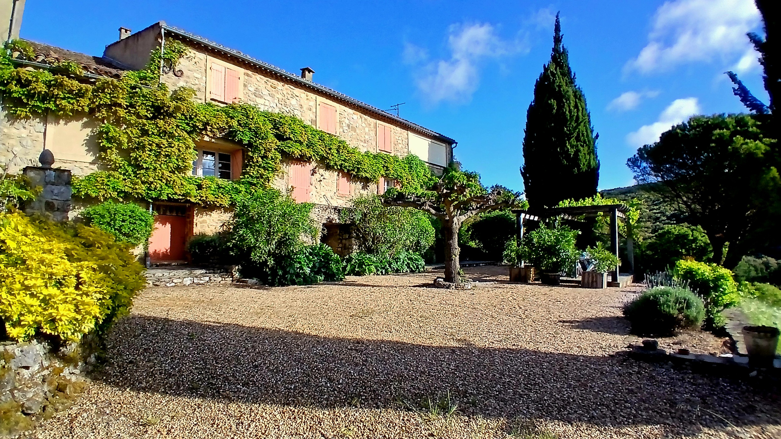 5 bedroom Detached House in Saint Chinian, Herault, France – pc619920e