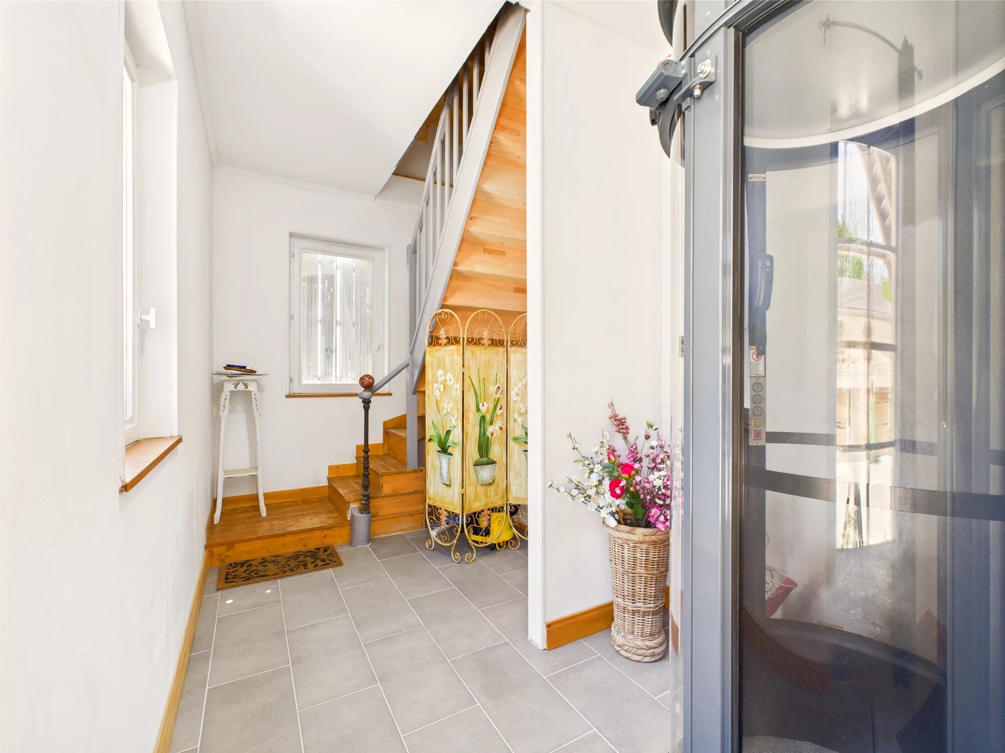 High-Yield Multi-Unit Investment Property with Apartments & Garages | Sarlat-la-Canéda, Dordogne, Aquitaine – France – BVI74836