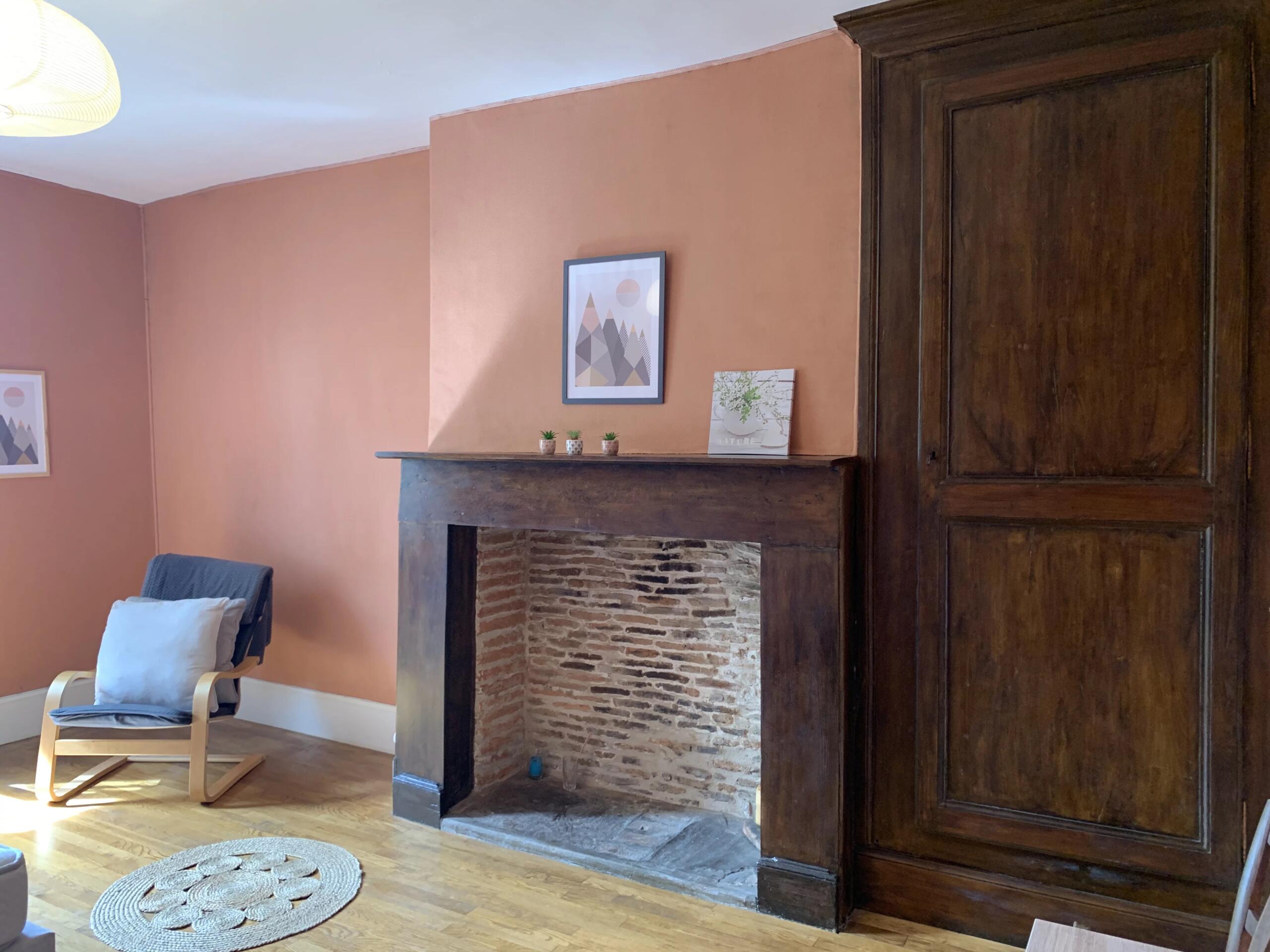Charming 2 Bed Village Home with Garden & Château Views, Aquitaine – France – BVI85468