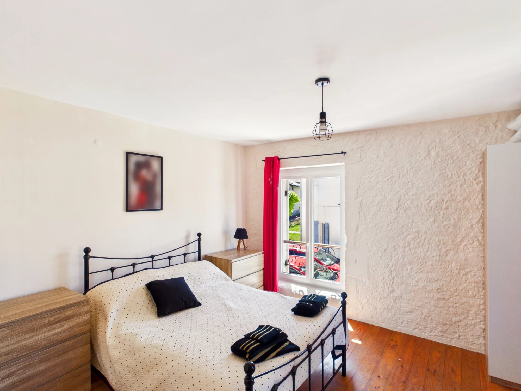 Exceptional Townhouse Estate with Guest Houses and Events Venue, Aquitaine – France – BVI85386