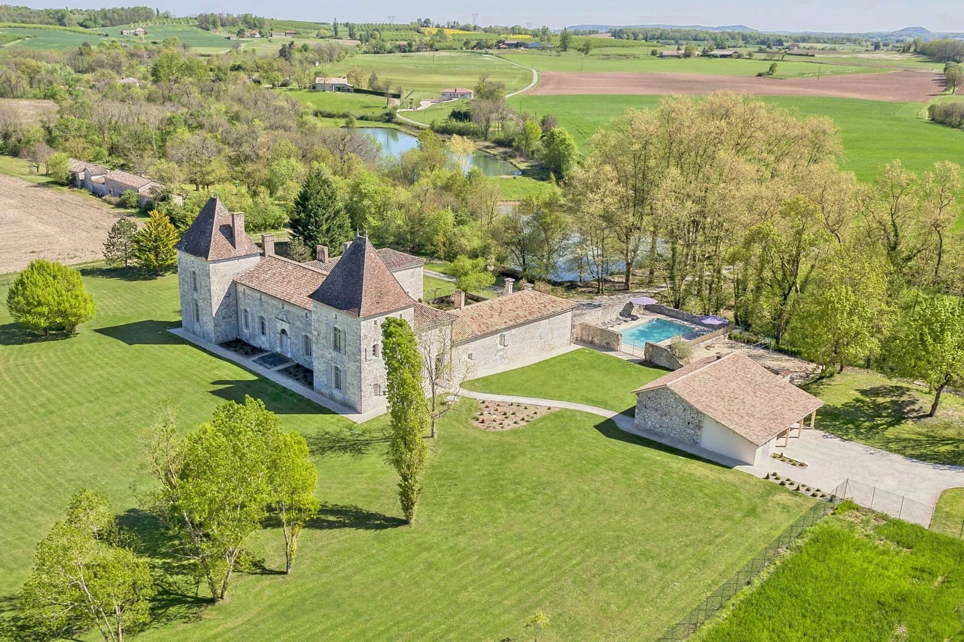 Stunning 17th century castle close to the bastide of Monflanquin, Aquitaine – France – BVI81969