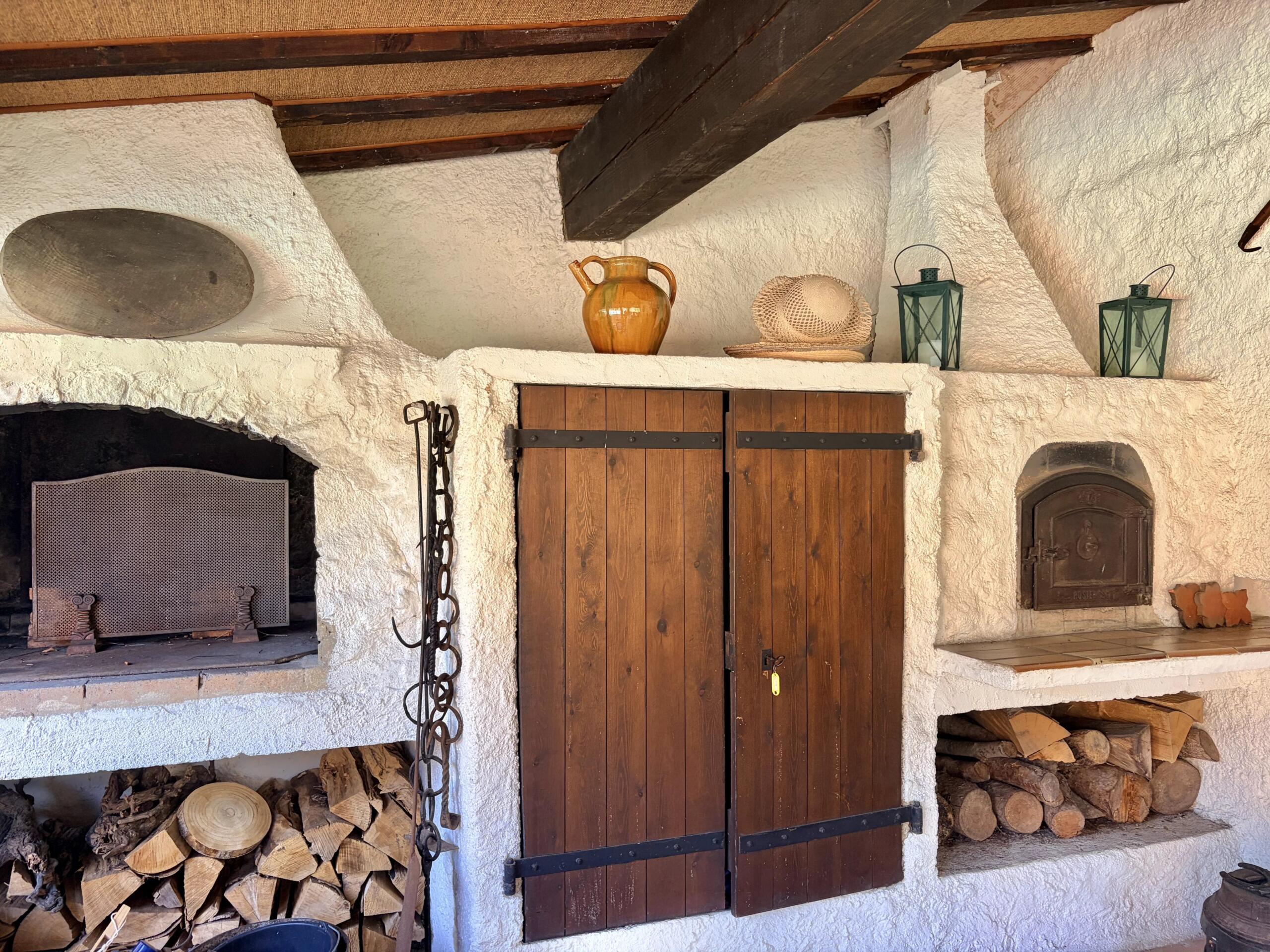 Mediterranean-Style Villa with Pool and Expansive Parkland Near Carcassonne, Languedoc-Roussillon – France – BVI84628