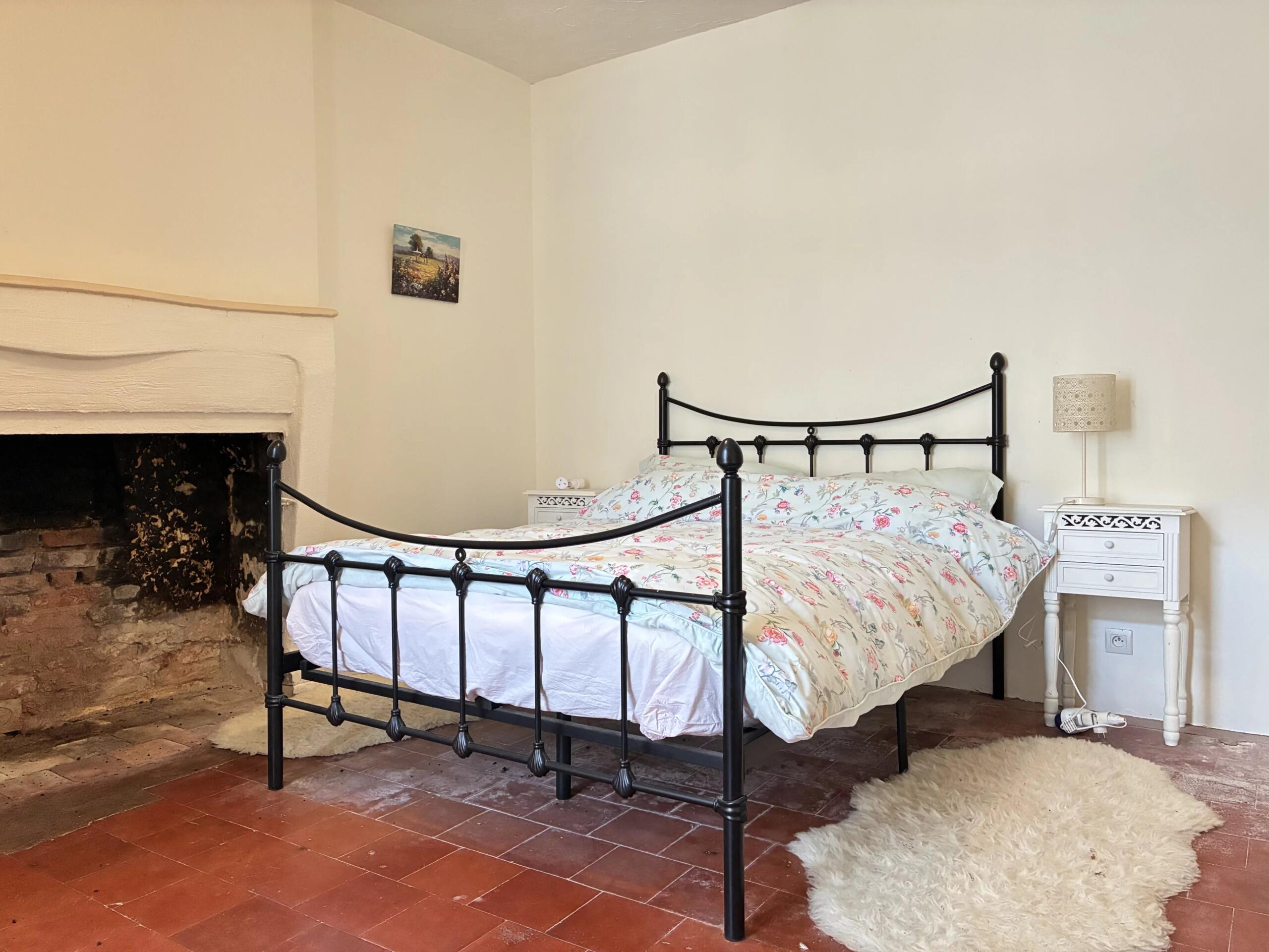 Charming village house with attached garden, Poitou-Charentes – France – BVI82710