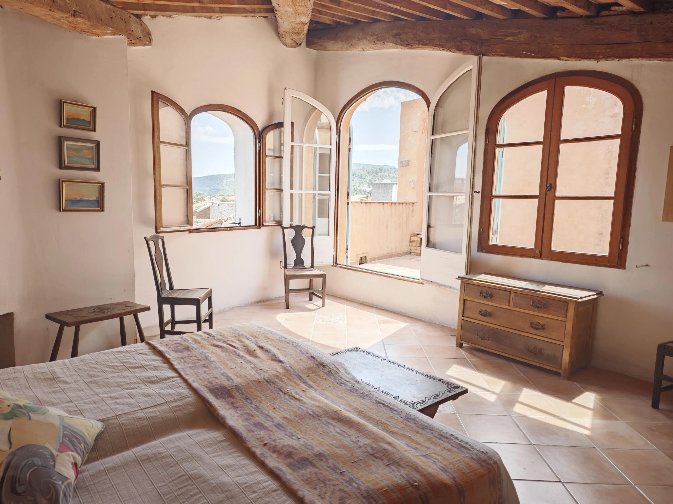 A rather lovely village house with superb roof terrace, Languedoc-Roussillon – France – BVI85146