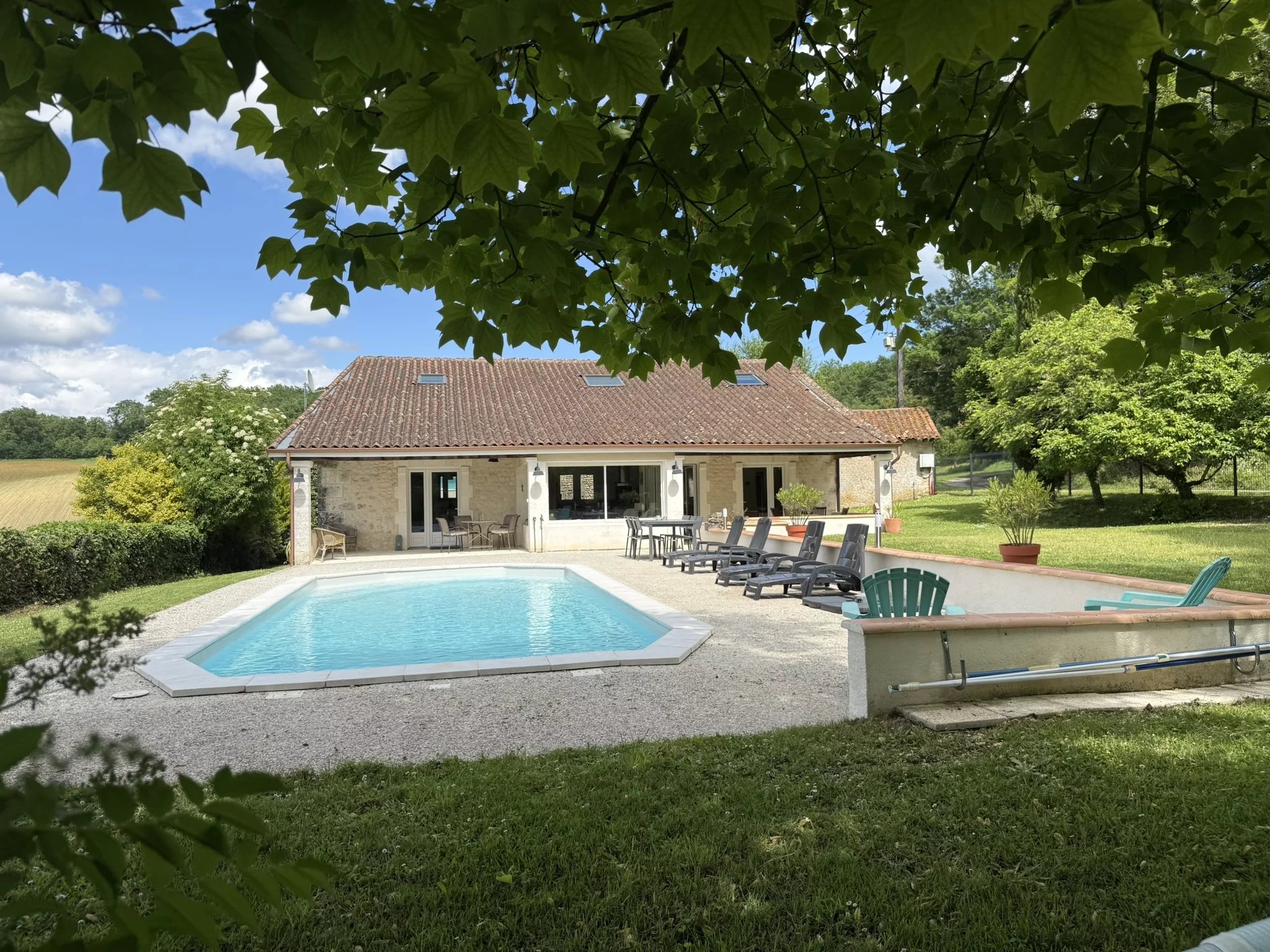 Recently Renovated 4 Bed/4 Bath home with Pool, Barn and Views, Poitou-Charentes – France – BVI84733
