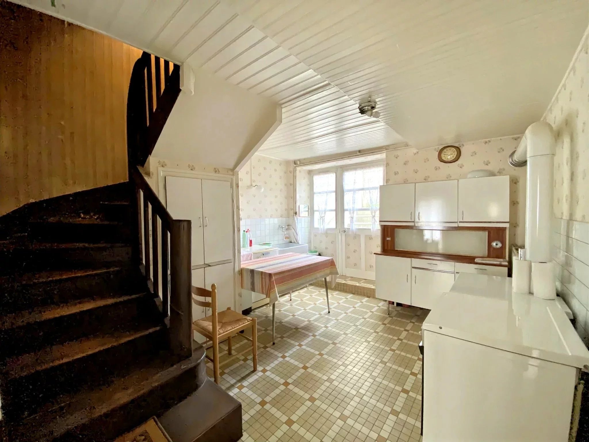 Charming  townhouse with a small garden, Limousin – France – BVI85648