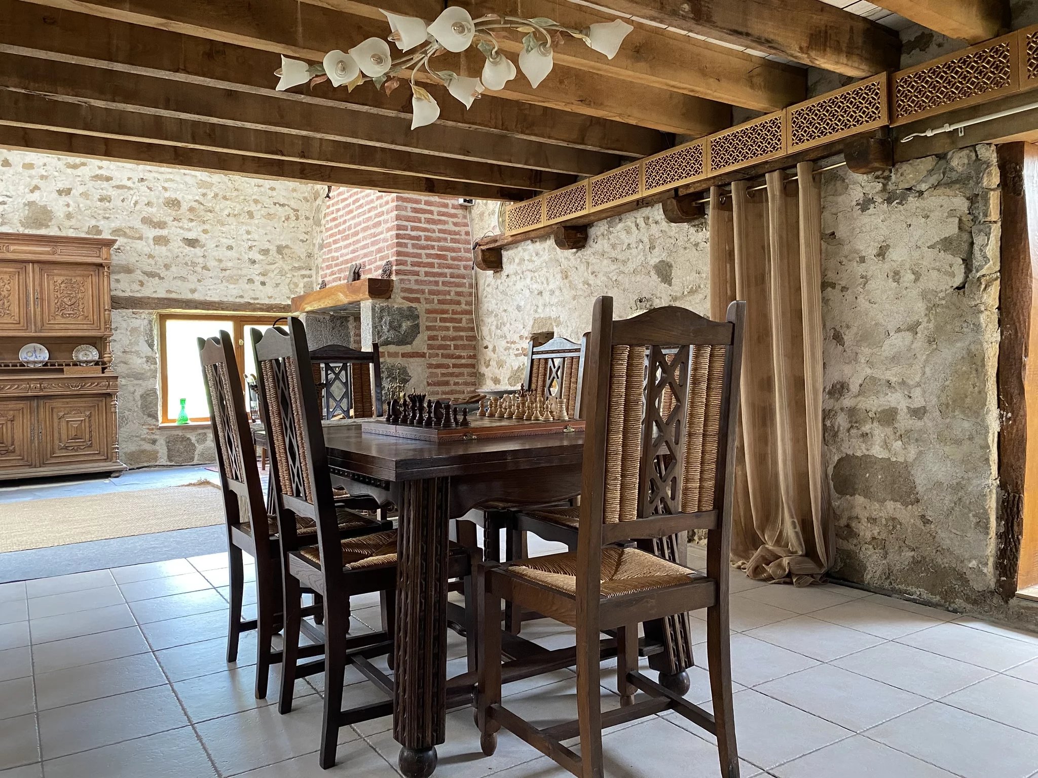 Beautifully renovated barn with character and exceptional living space, Limousin – France – BVI83988