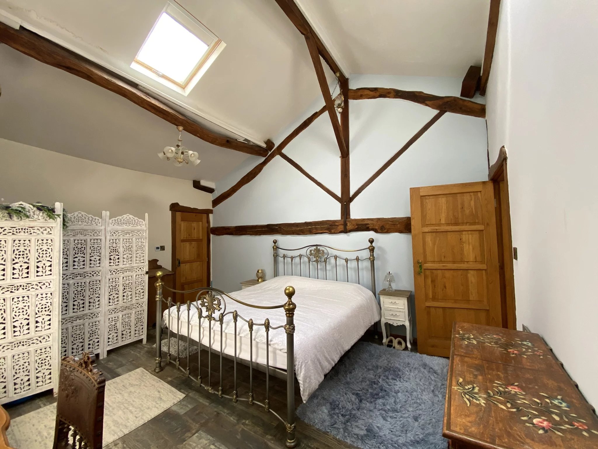 Beautifully renovated barn with character and exceptional living space, Limousin – France – BVI83988
