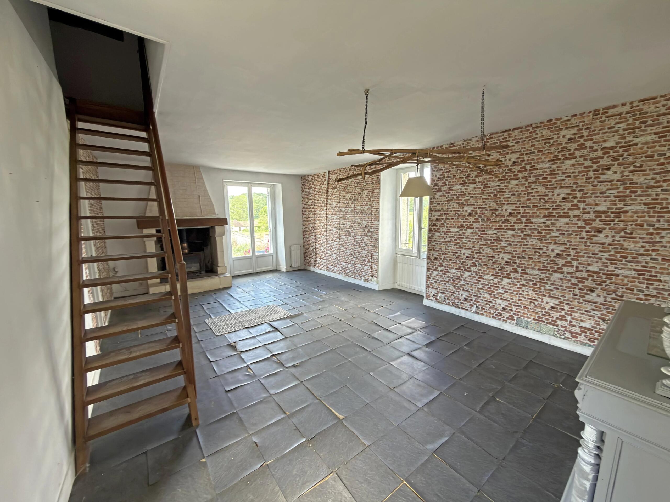 Stone House with Barn,  near Verteillac, Aquitaine – France – BVI85596