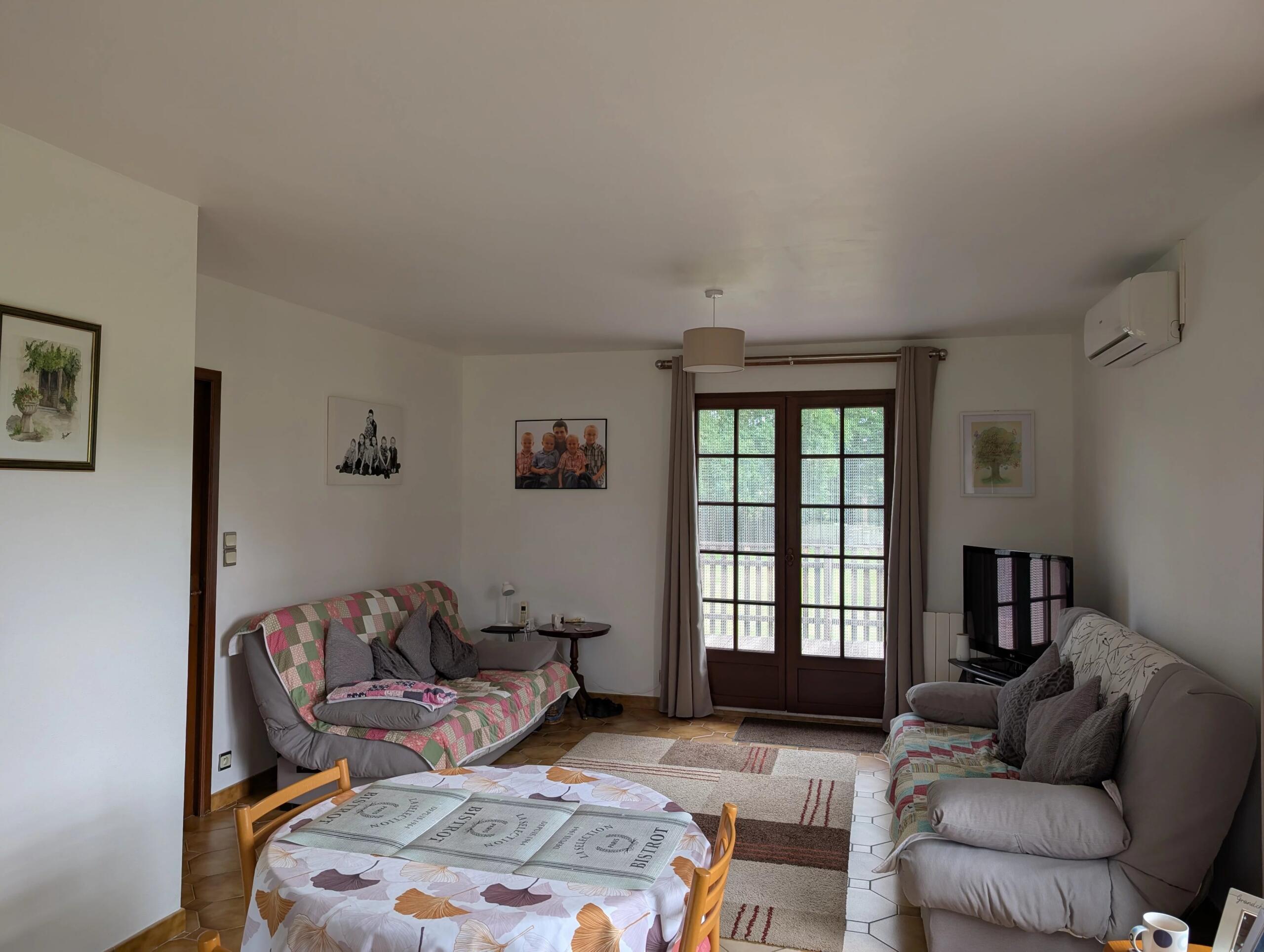 Bungalow on the edge of a village, Limousin – France – BVI85483