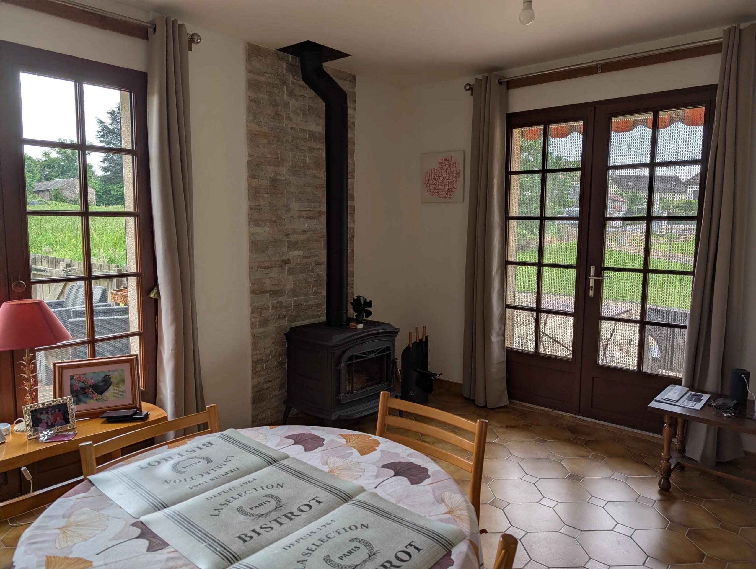 Bungalow on the edge of a village, Limousin – France – BVI85483