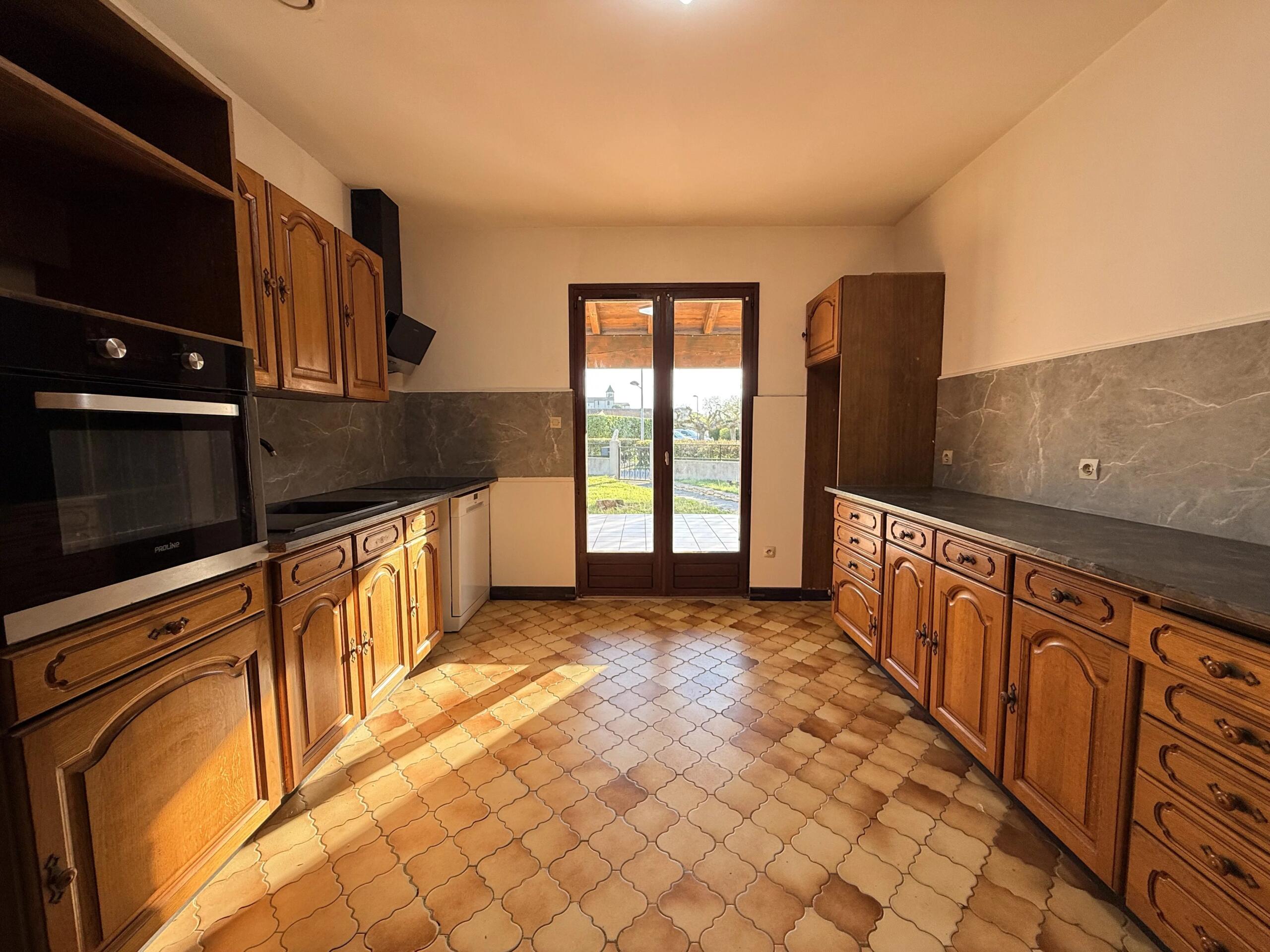 A Charming Villa in the Heart of Southern France, Languedoc-Roussillon – France – BVI85129