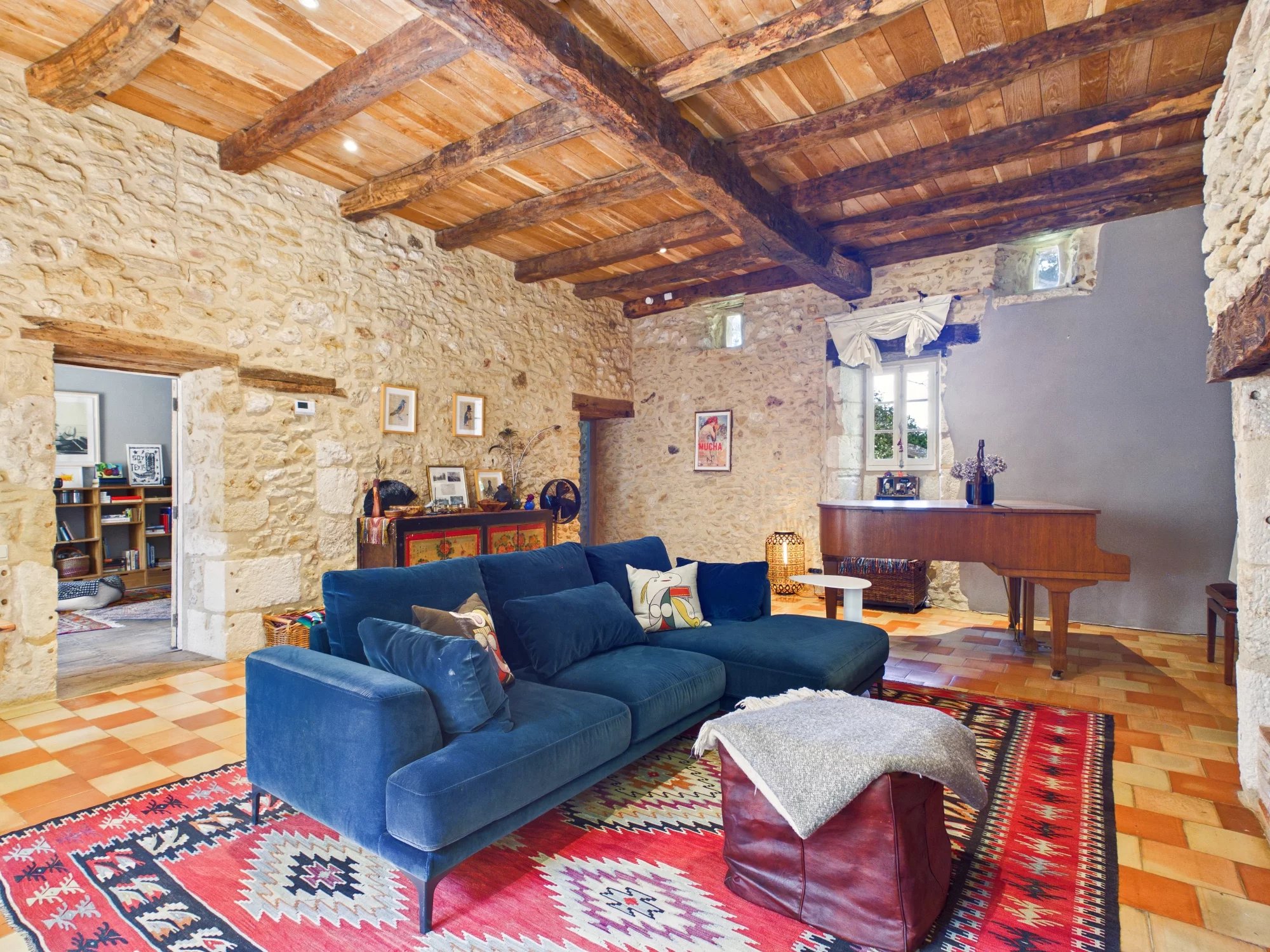 Lovely Stone Farmhouse with a Pool in a Countryside Setting, Aquitaine – France – BVI85264