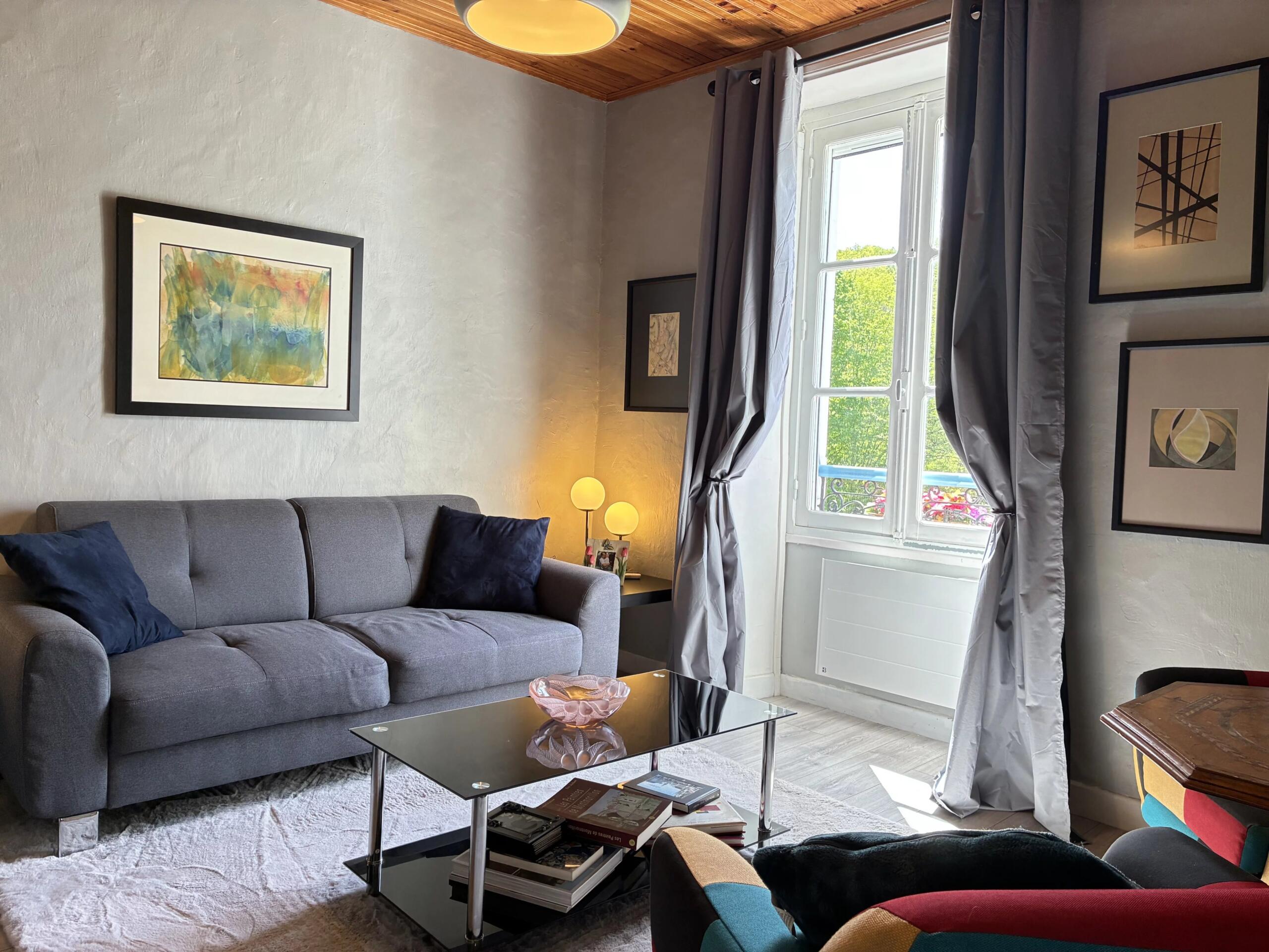 Renovated village house with elevated views!, Poitou-Charentes – France – BVI85428