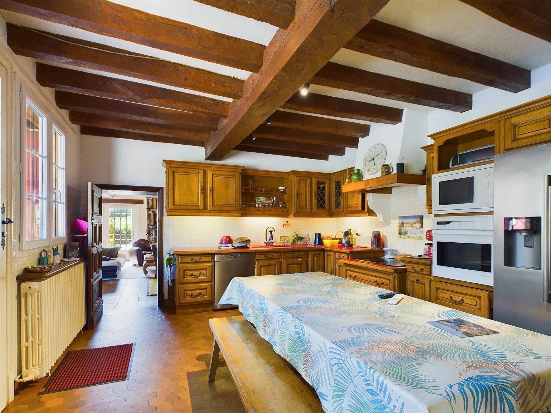 Beautifully Renovated 6-Bedroom Stone Manor House with 2 Guest Houses and pool in the Périgord, Aquitaine – France – BVI75562