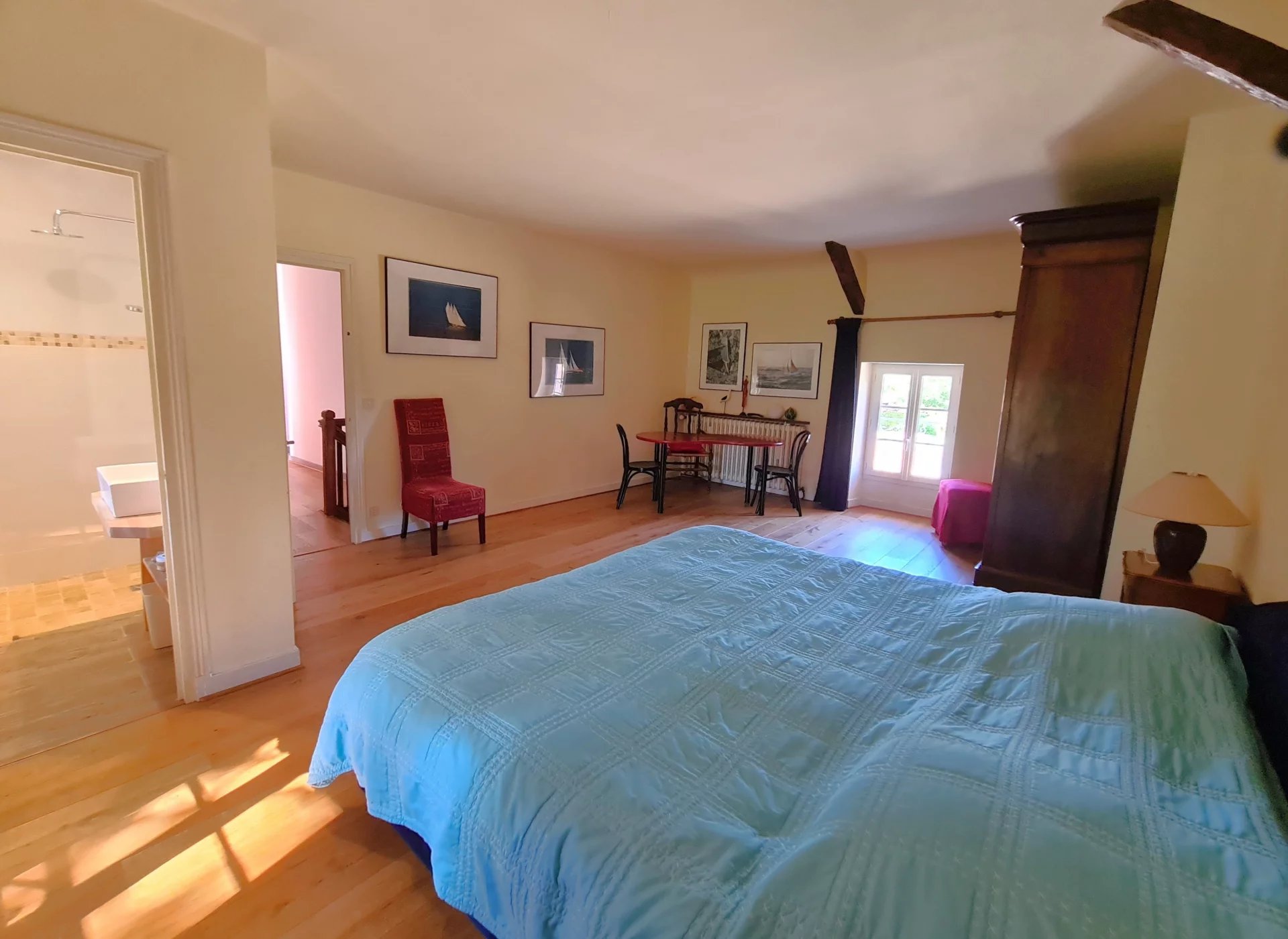 Beautifully Renovated 6-Bedroom Stone Manor House with 2 Guest Houses and pool in the Périgord, Aquitaine – France – BVI75562