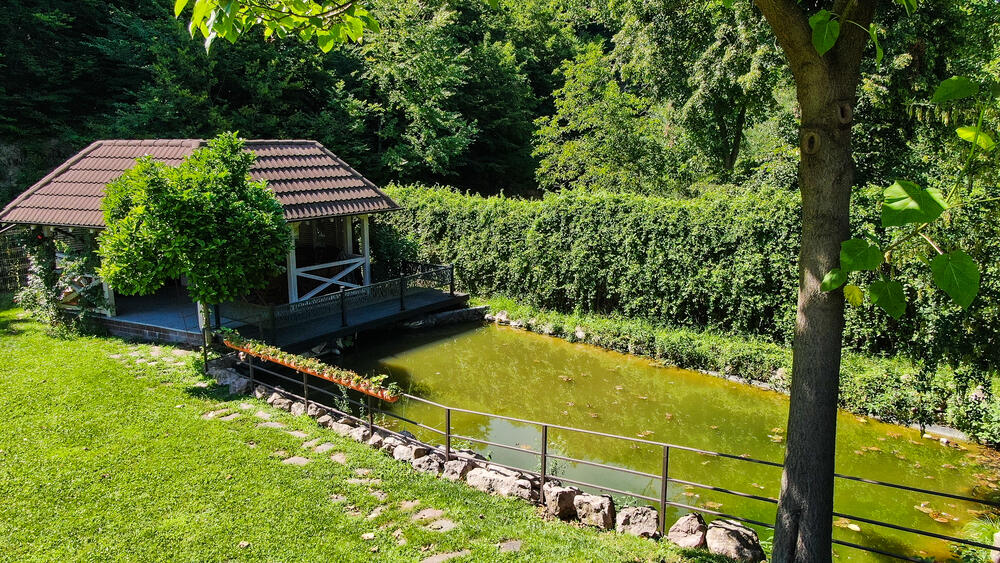 Private Urban Estate in Piatra Neamț, Romania