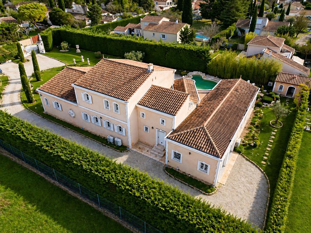 5 bedroom villa in Molleges, Bouches-du-Rhône, France
