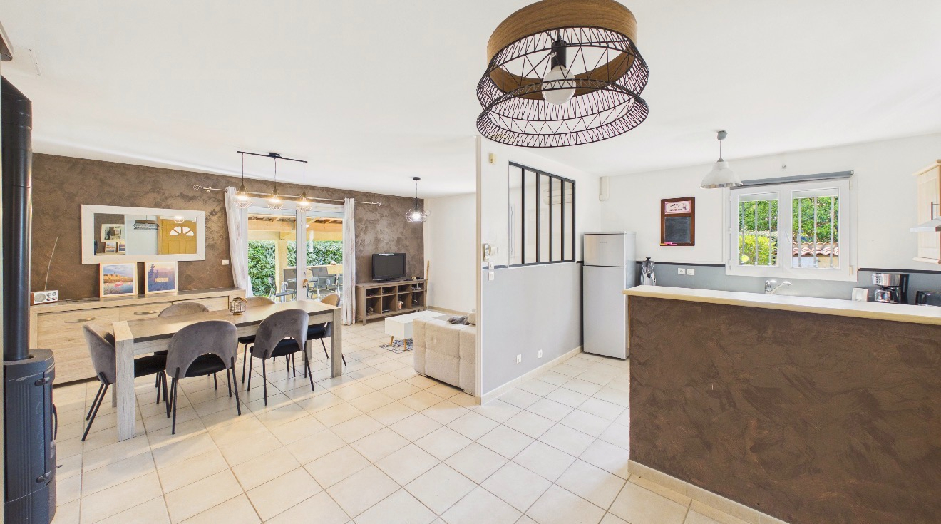 3 bedroom maison in Bagnols Sur Ceze, Gard, France