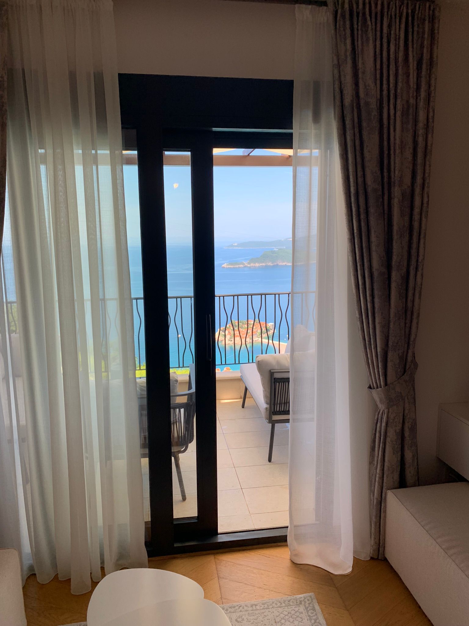 For sale: a one-bedroom apartment that represents the perfect combination of comfort, style, and an exclusive location.