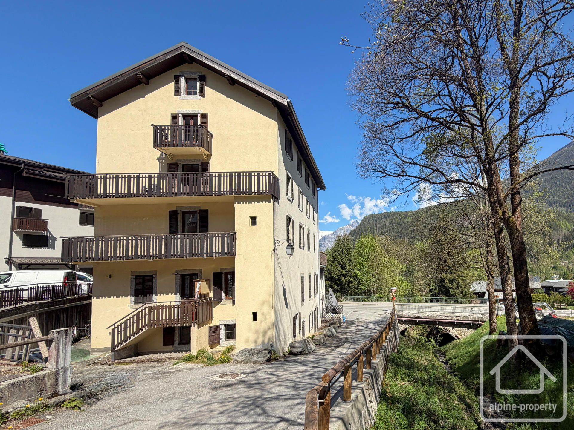 1 Bedroom Apartment With Mountain Views, Close To Local Amenities, Public Transport And Ski Lifts – BELLEVARDE