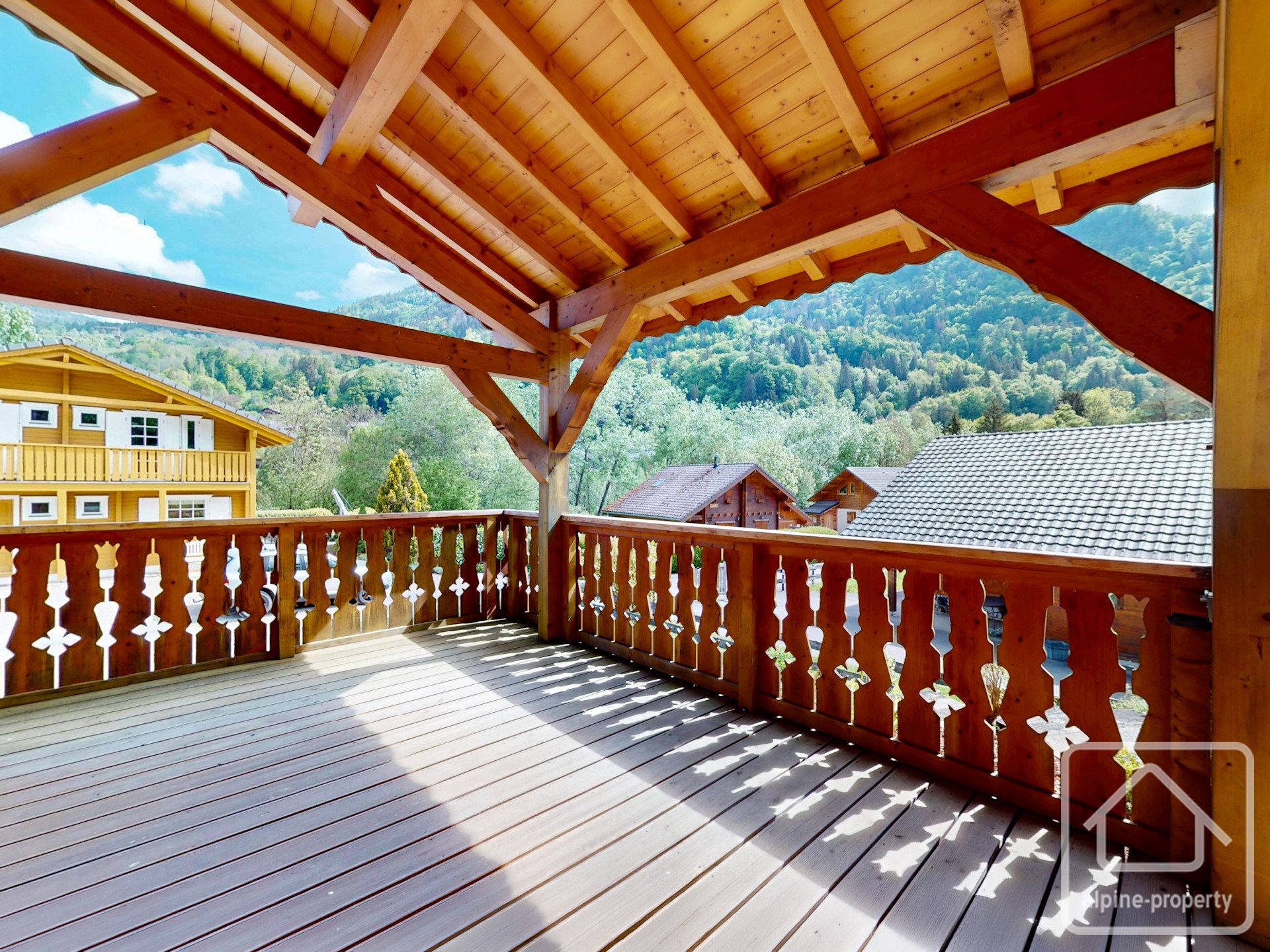 Superb Family Chalet With Large Sunny Garden, In A Quiet Location And Within Walking Distance To The Centre Of St Jean D’Aulps – DRANSE