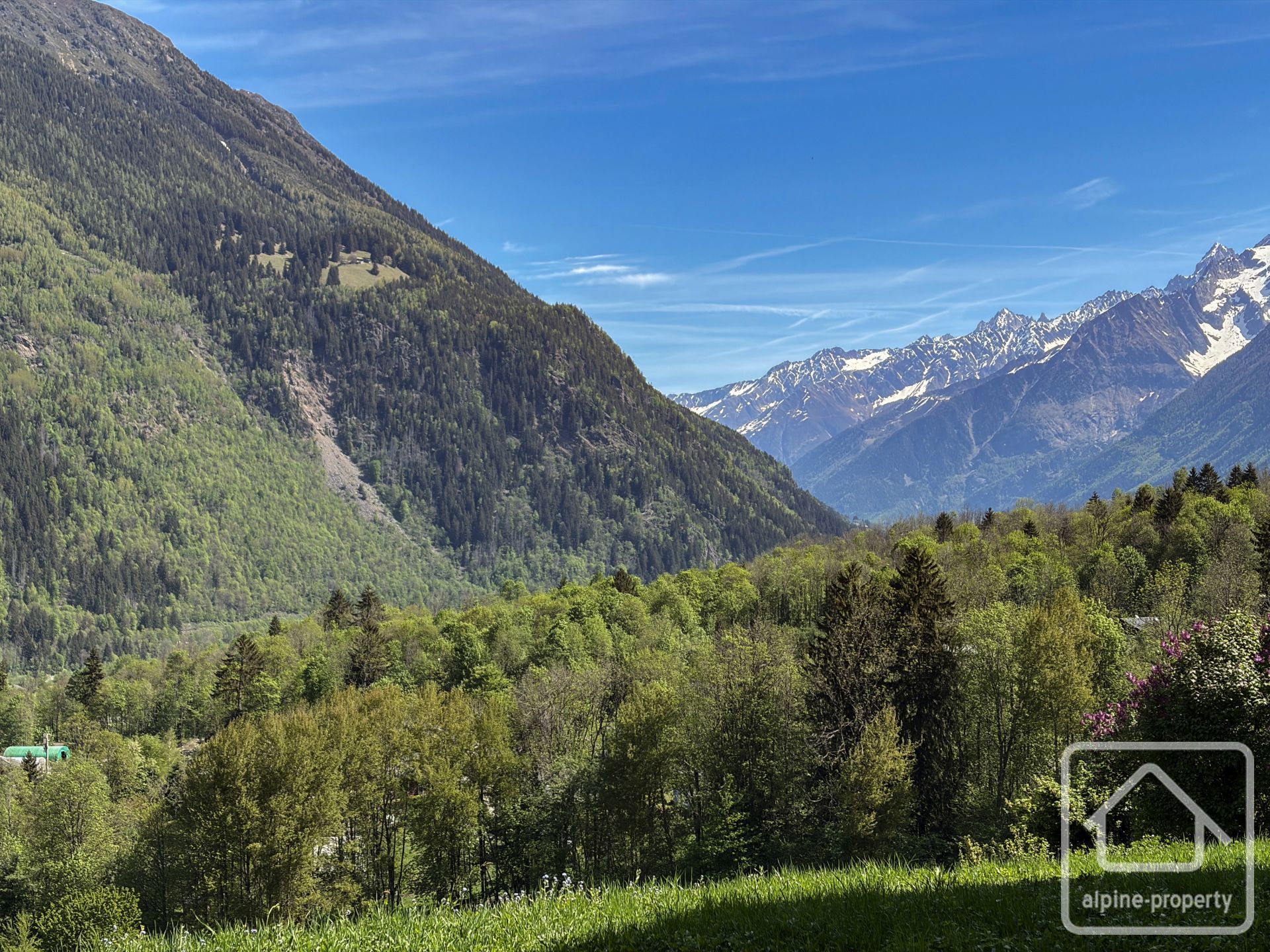 Detached 4 Bedroom Farmhouse On Large Land Plot In Calm Setting, Double Garage, Private Parking, Mont Blanc Views, 1 Hour From Geneva – CHAVAUX