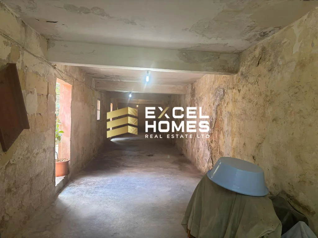 3 bedroom Maisonette in Hamrun, Malta – 68383