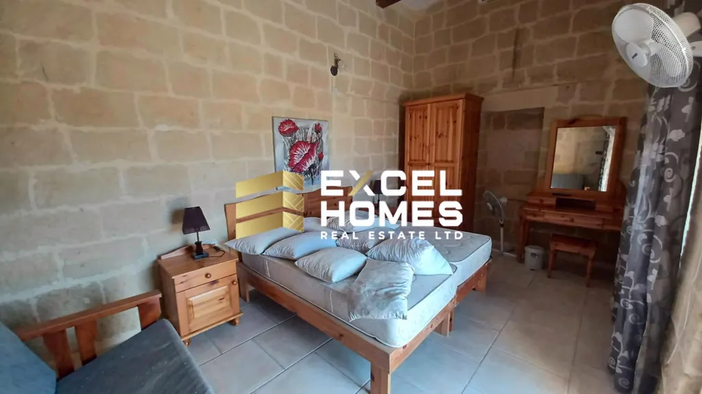 4 bedroom Farmhouse in San Lawrenz, Malta – 68361