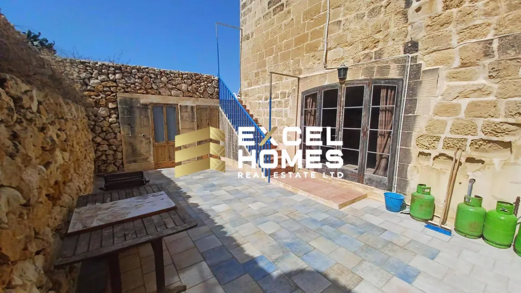 4 bedroom Farmhouse in San Lawrenz, Malta – 68361
