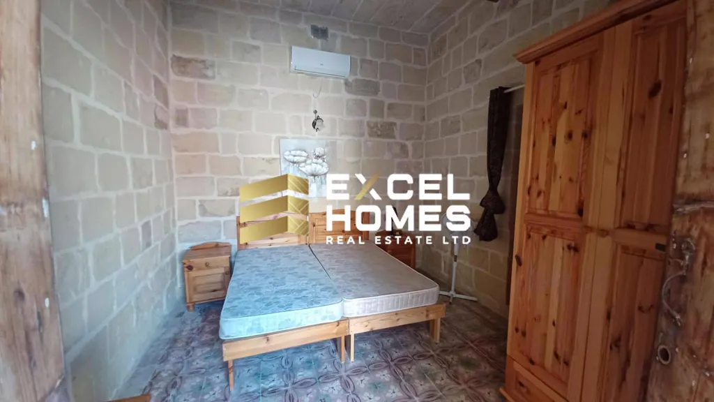 4 bedroom Farmhouse in San Lawrenz, Malta – 68361