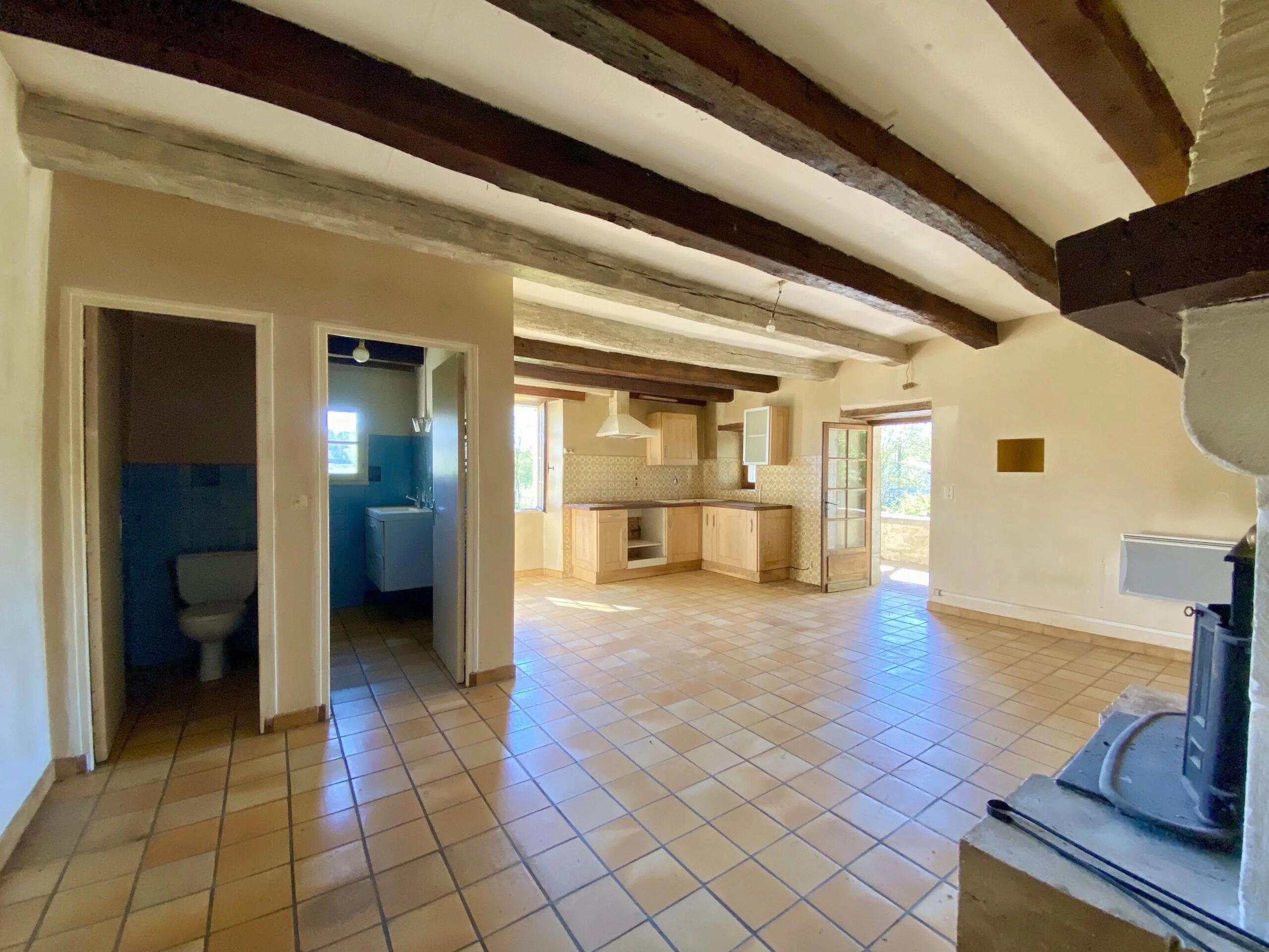 Character stone house with adjoining barn, Aquitaine – France – BVI85196