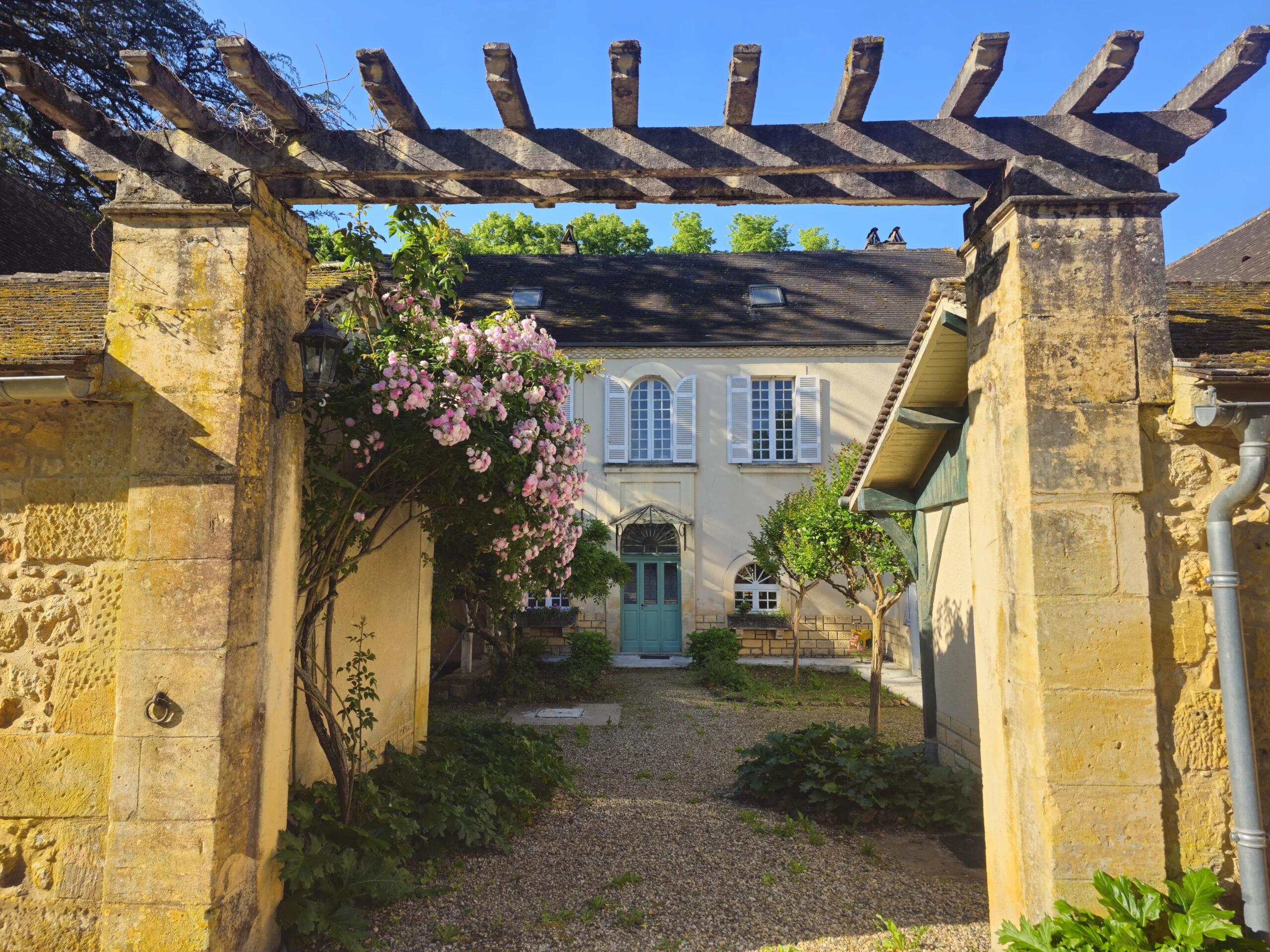 This elegant convent transports you back in time……., Aquitaine – France – BVI80285