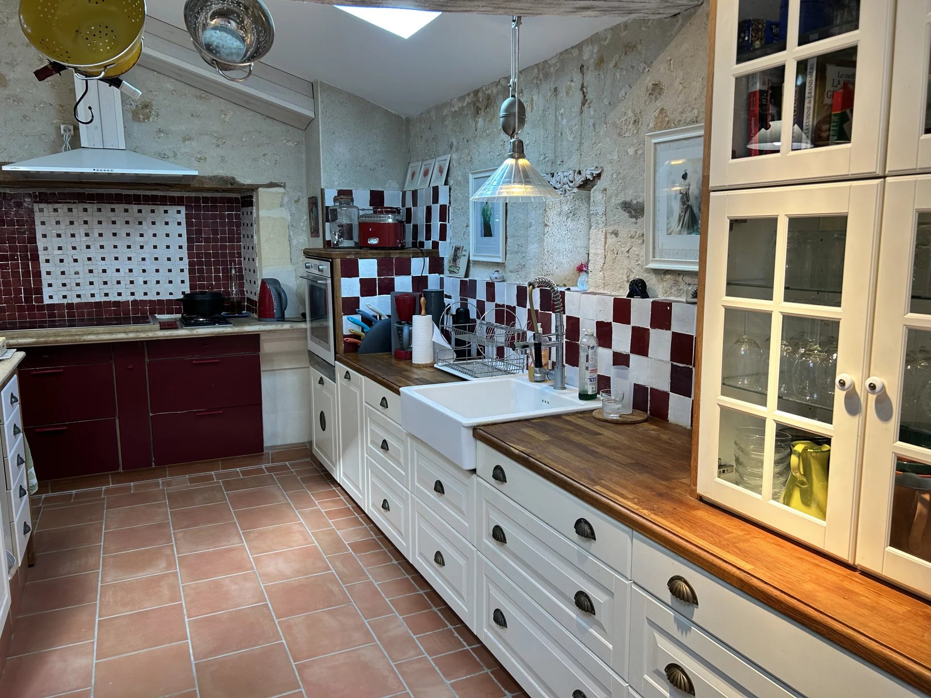Spacious stone house on 3.8 hectares, with pool, Poitou-Charentes – France – BVI72288