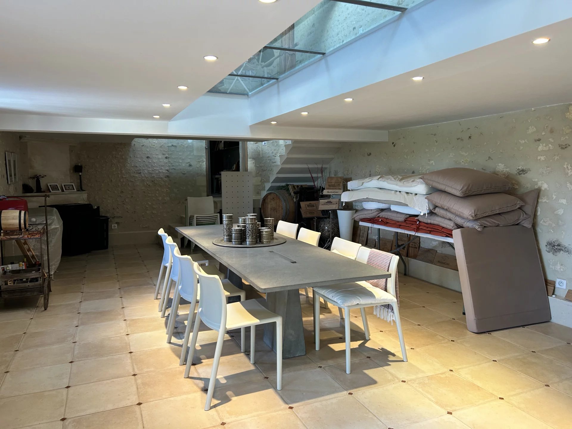 Spacious stone house on 3.8 hectares, with pool, Poitou-Charentes – France – BVI72288
