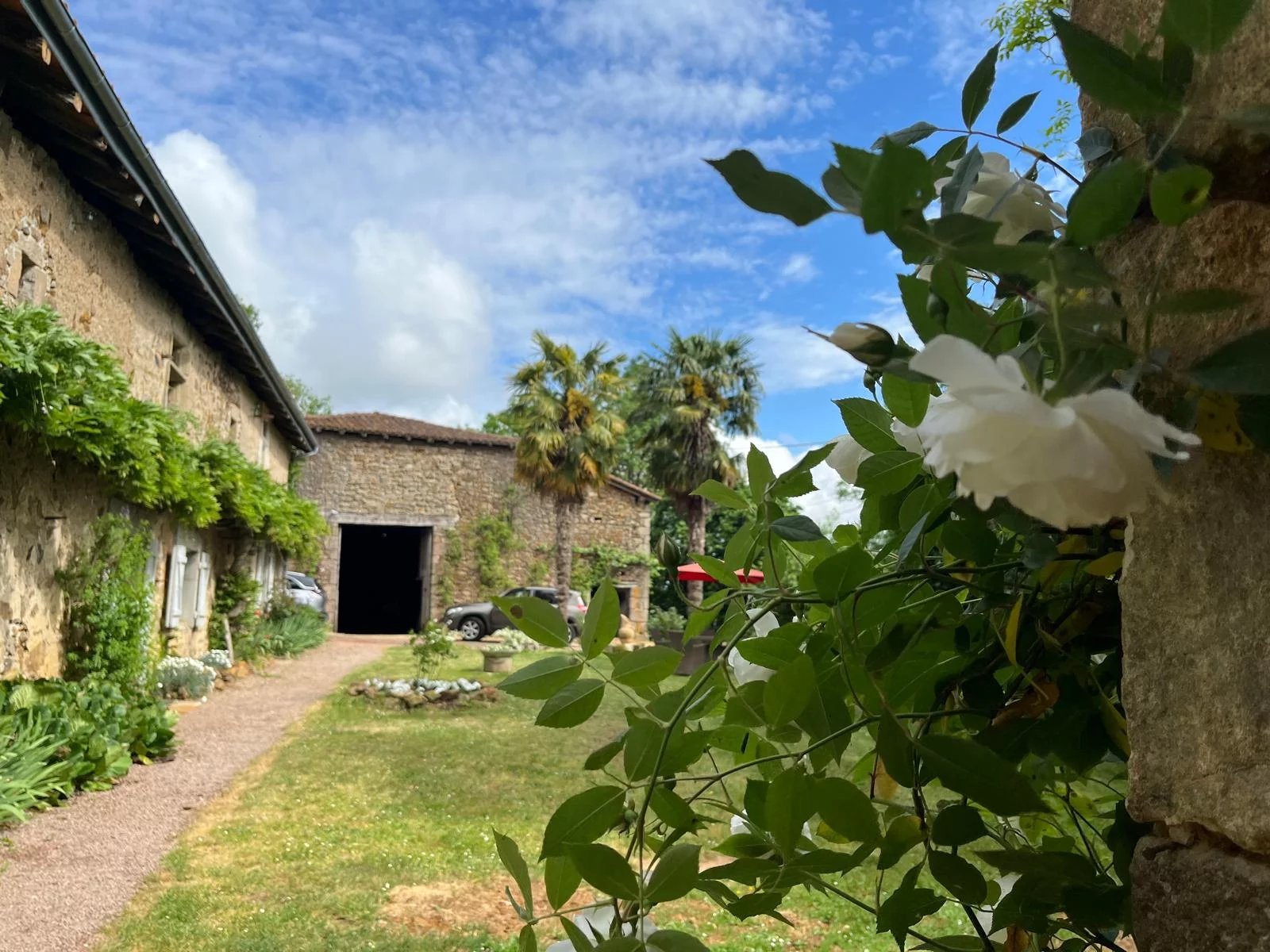 Luxury Home with Equestrian Facilities, Poitou-Charentes – France – BVI85272