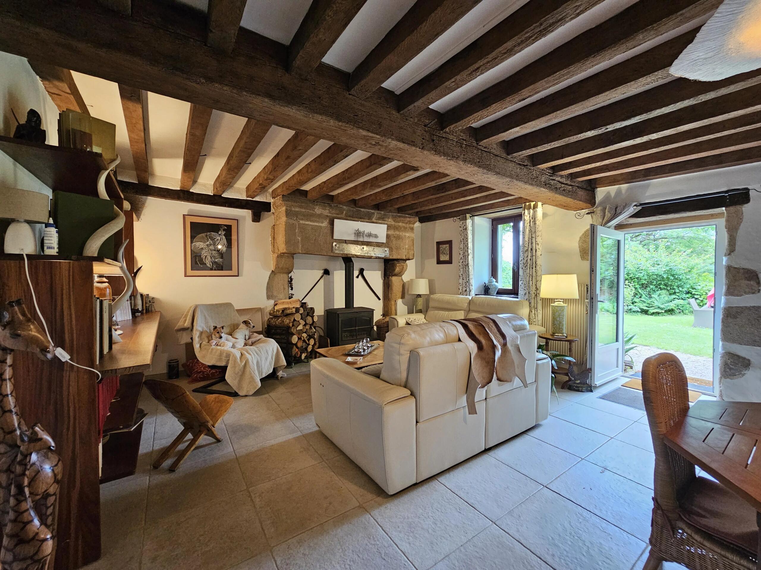 Luxury Home with Equestrian Facilities, Poitou-Charentes – France – BVI85272