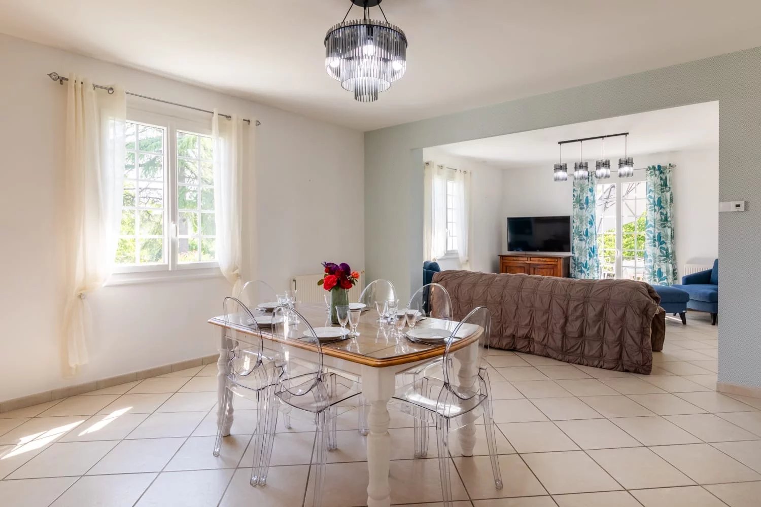 Beautiful Bright Single-Storey House – 3 Bedrooms, Enclosed Garden – Eymet, Aquitaine – France – BVI83428