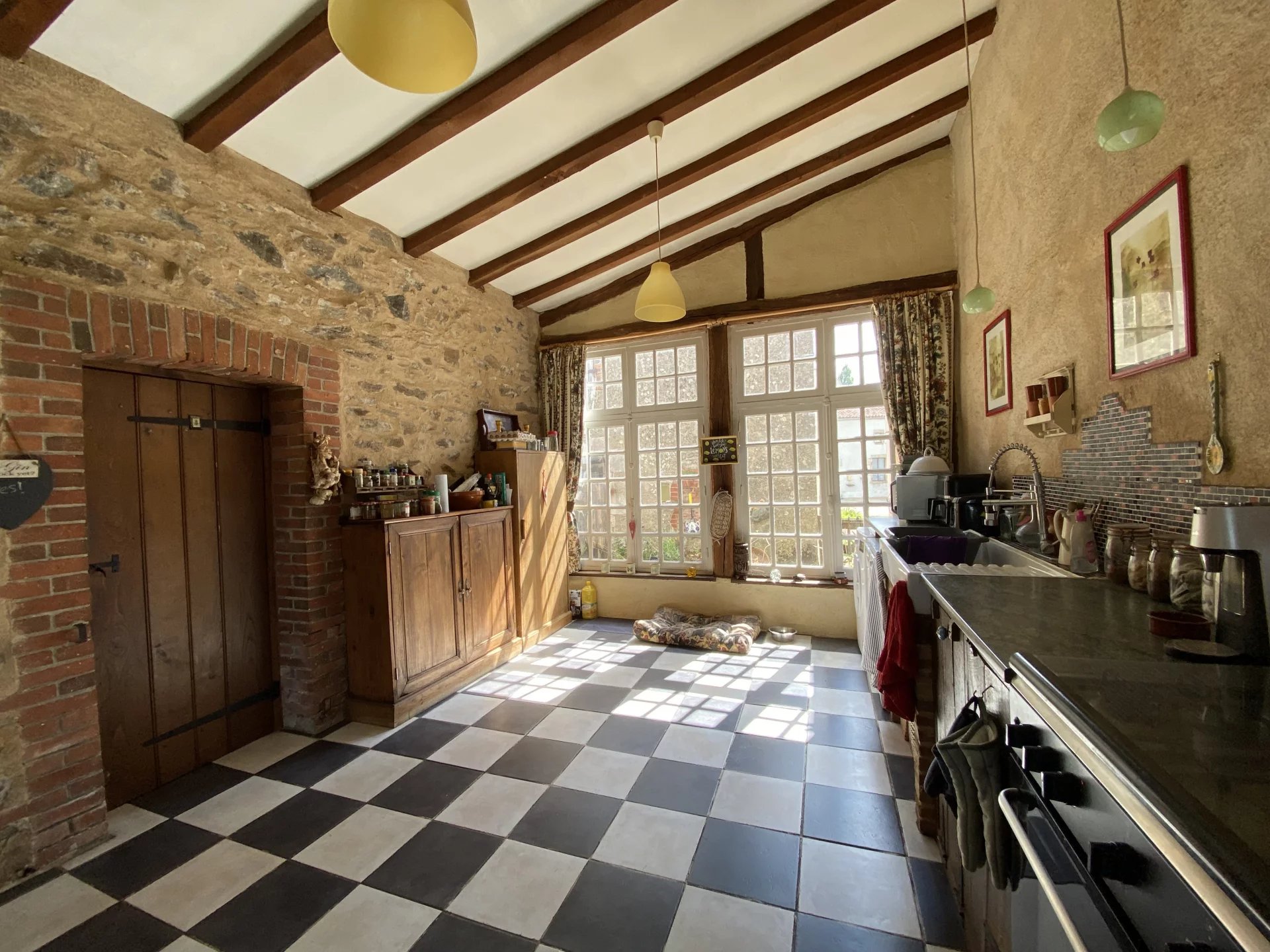 Pretty house on one level with 3 bedrooms, a barn and a garden, Limousin – France – BVI82160