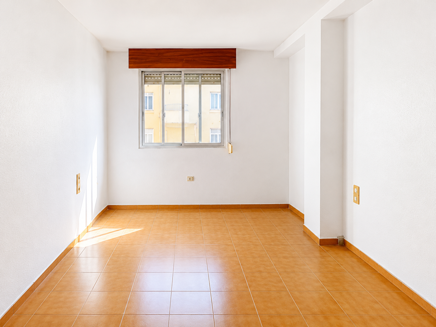 2 bedroom Apartment in Almeria, Spain – 428-05446P
