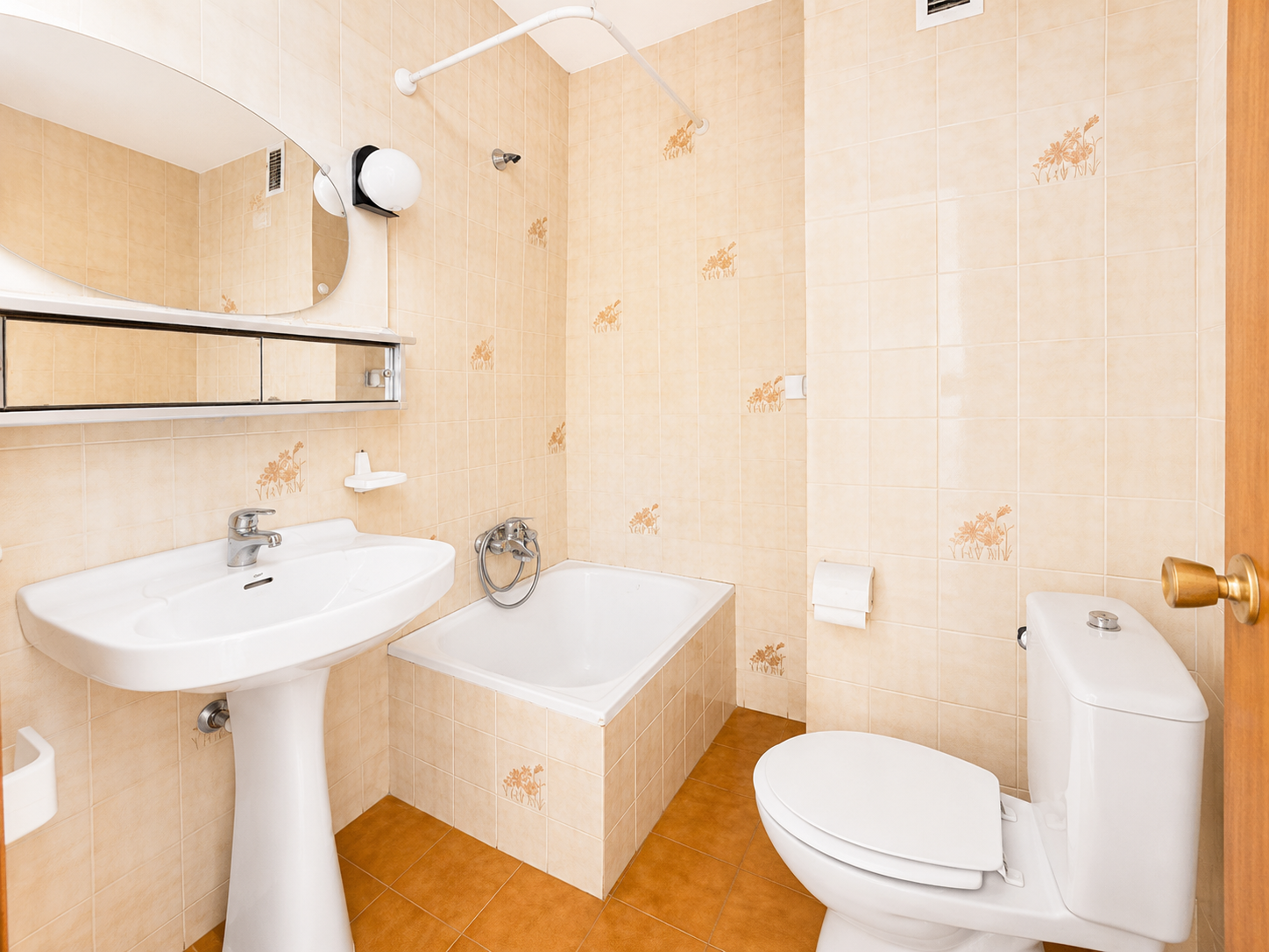 2 bedroom Apartment in Almeria, Spain – 428-05446P
